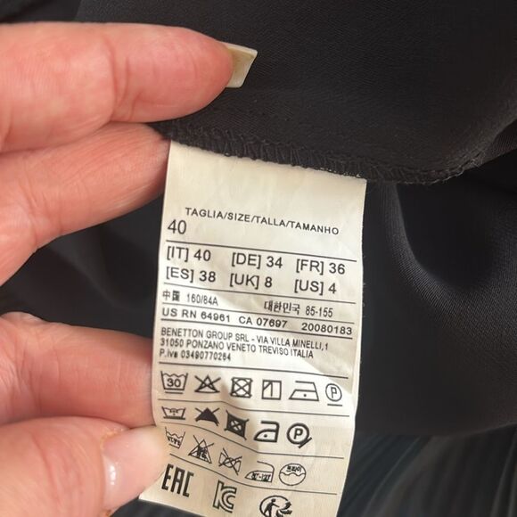 Sisley Black Ruffled Sheath Dress with Puff Sleeves, US4 - Picture 7 of 8